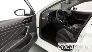 Volkswagen Jetta 1.5 TSI Premium 2024 года из Южной Кореи