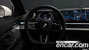 BMW 5-Series 520i M Sport 2025 года из Южной Кореи