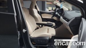 BMW 2-Series 220i Advantage 2025 года из Южной Кореи