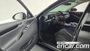 Genesis G80 Бензин 2.5 Turbo AWD 2025 года из Южной Кореи