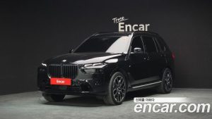 BMW X7 xDrive 40i M Sport 6 2025 года из Южной Кореи