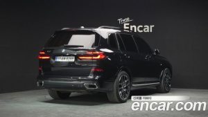BMW X7 xDrive 40i M Sport 6 2025 года из Южной Кореи