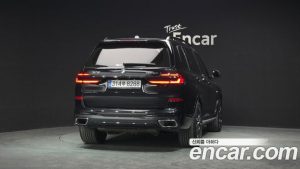 BMW X7 xDrive 40i M Sport 6 2025 года из Южной Кореи