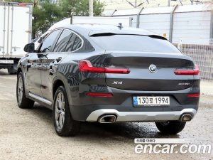 BMW X4 xDrive20i xLine 2024 года из Южной Кореи