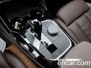 BMW X4 xDrive20i xLine 2024 года из Южной Кореи
