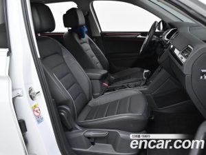 Volkswagen Tiguan 2.0 TDI Premium 2022 года из Южной Кореи