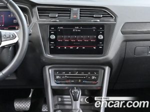 Volkswagen Tiguan 2.0 TDI Premium 2022 года из Южной Кореи