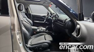 Mini Clubman CLASSIC 2024 года из Южной Кореи