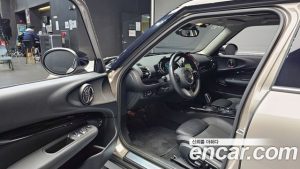 Mini Clubman CLASSIC 2024 года из Южной Кореи