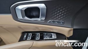 Kia Sorento Бензин 2.5T 2WD 2024 года из Южной Кореи