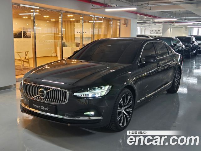 Volvo S90 B5 ULTIMATE Bright 2024 года из Кореи