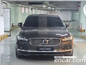 Volvo S90 B5 ULTIMATE Bright 2024 года из Южной Кореи