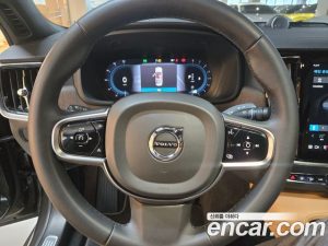 Volvo S90 B5 ULTIMATE Bright 2024 года из Южной Кореи
