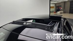 Mercedes-Benz C-Class C300 4MATIC Avantgarde 2024 года из Южной Кореи