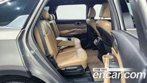 Kia Sorento Дизель 2.2 2WD 2024 года из Южной Кореи