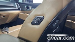 Kia Sorento Дизель 2.2 2WD 2024 года из Южной Кореи