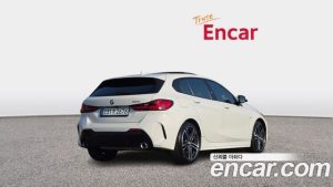 BMW 1-Series 120i M Sport 2024 года из Южной Кореи