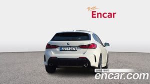 BMW 1-Series 120i M Sport 2024 года из Южной Кореи