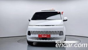 Hyundai Staria HEV 1.6 Tourer 11-Seater 2025 года из Южной Кореи