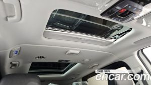 Hyundai Staria HEV 1.6 Tourer 11-Seater 2025 года из Южной Кореи
