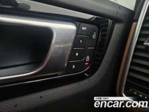 Porsche Cayenne 3.0 Coupe 2023 года из Южной Кореи