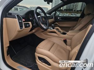 Porsche Cayenne 3.0 Coupe 2023 года из Южной Кореи