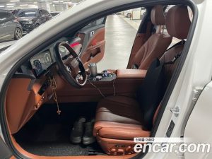 Kia K8 Noblesse 2025 года из Южной Кореи