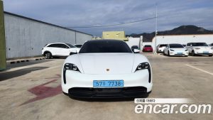 Porsche Taycan Base 2023 года из Южной Кореи