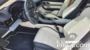 Porsche Taycan Base 2023 года из Южной Кореи