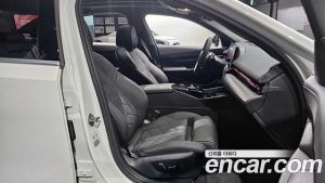 BMW 5-Series 520i 2024 года из Южной Кореи