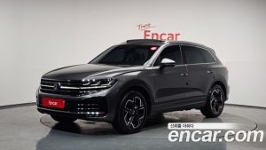 Volkswagen Touareg 3.0 TDI Prestige 2024 года из Южной Кореи