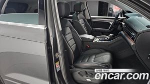 Volkswagen Touareg 3.0 TDI Prestige 2024 года из Южной Кореи