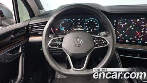 Volkswagen Touareg 3.0 TDI Prestige 2024 года из Южной Кореи