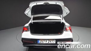 Hyundai AVANTE Modern 2024 года из Южной Кореи