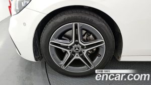 Mercedes-Benz E-Class E250 AMG Line 2023 года из Южной Кореи