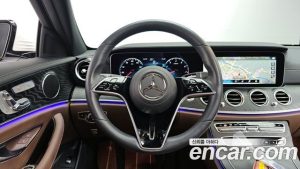 Mercedes-Benz E-Class E250 AMG Line 2023 года из Южной Кореи