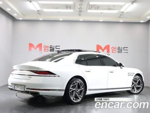 Genesis G90 Бензин 3.5 Turbo AWD 2025 года из Южной Кореи