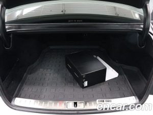 Genesis G90 Бензин 3.5 Turbo AWD 2025 года из Южной Кореи