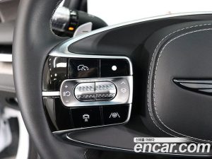 Genesis G90 Бензин 3.5 Turbo AWD 2025 года из Южной Кореи