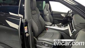 Audi Q8 55 TFSI 4WD Premium 2023 года из Южной Кореи