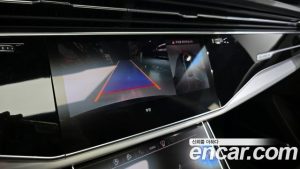 Audi Q8 55 TFSI 4WD Premium 2023 года из Южной Кореи