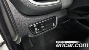 Kia Seltos Бензин 1.6 Turbo 2WD 2024 года из Южной Кореи