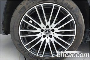 Mercedes-Benz GLC-Class GLC220 d 4MATIC 2023 года из Южной Кореи