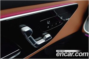 Mercedes-Benz GLC-Class GLC220 d 4MATIC 2023 года из Южной Кореи