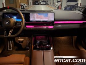 BMW i5 M60 xDrive 2024 года из Южной Кореи