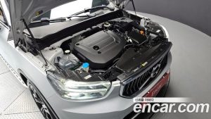 Volvo XC40 B4 Inscription 2022 года из Южной Кореи