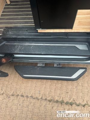 Hyundai Staria 4WD Lounge 9-Seater 2025 года из Южной Кореи