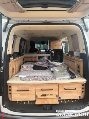 Hyundai Staria 4WD Lounge 9-Seater 2025 года из Южной Кореи