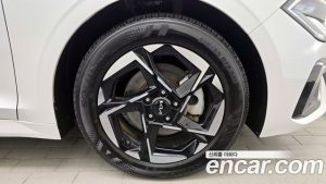 Kia K5 2.0 2024 года из Южной Кореи