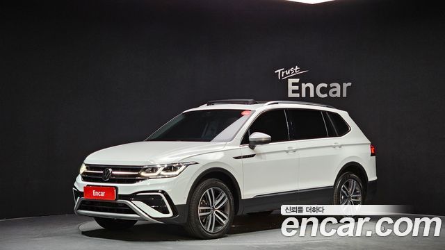 Volkswagen Tiguan 2.0 TSI Prestige 2023 года из Кореи